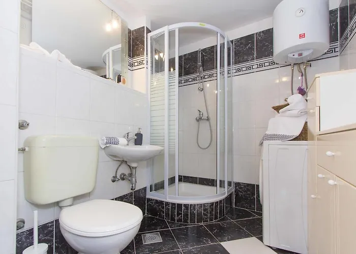 Red Valentino * Split